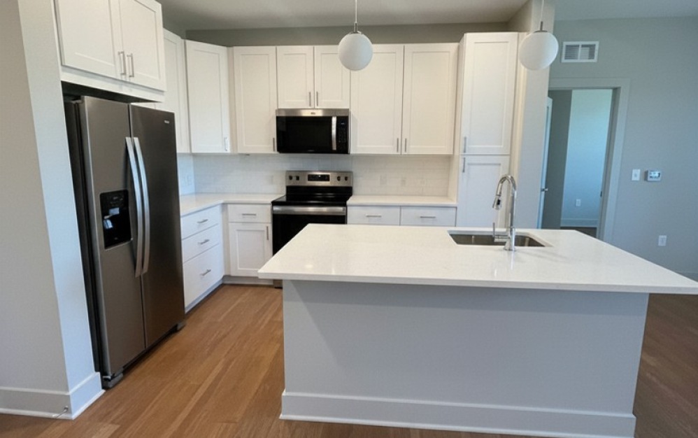 C5 - 2 bedroom floor plan layout with 2 bathrooms and 1183 square feet (Kitchen)